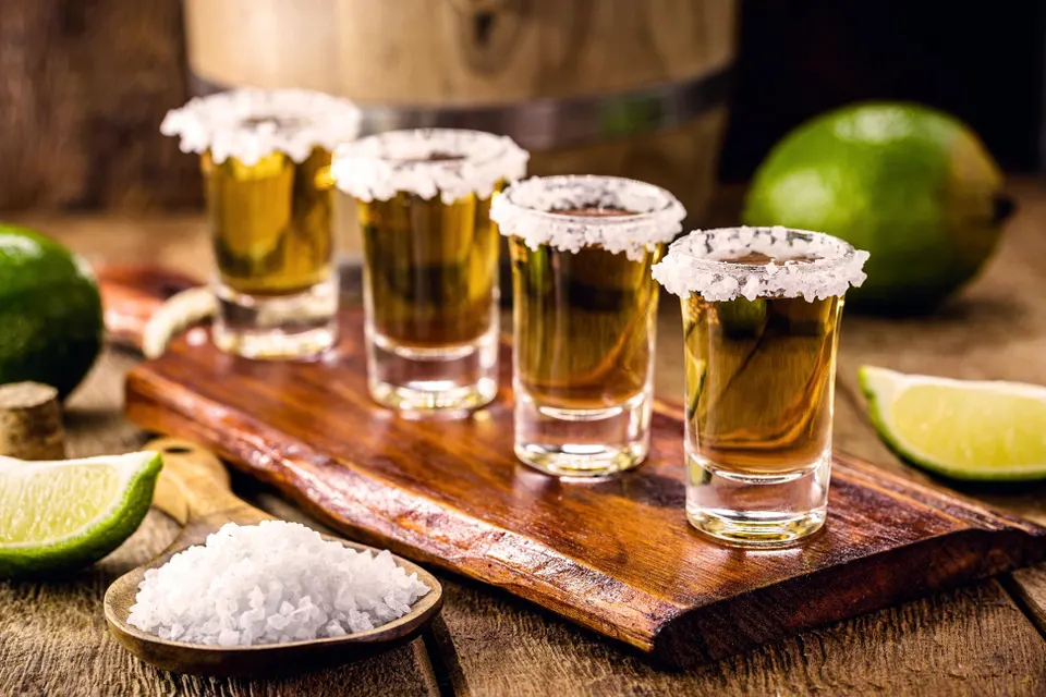 NOS TEQUILAS Tabla de degustacion 19.90€ (3 shots de tequila à votre choix) category